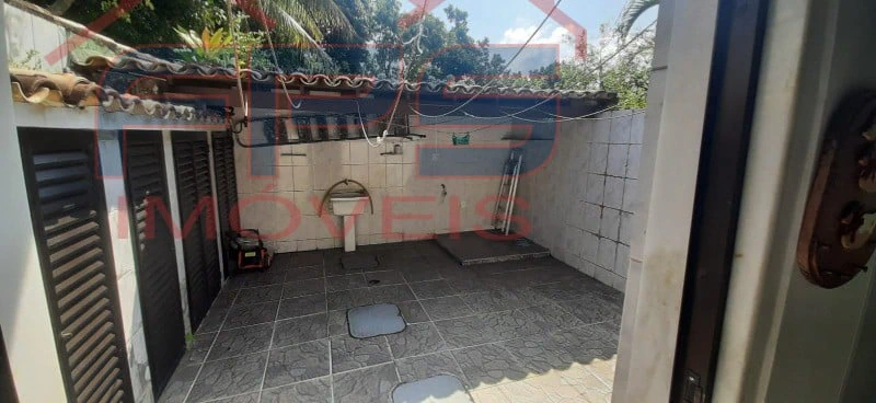 340 m² house with 4 bedrooms and a separate kitchen — photo 11