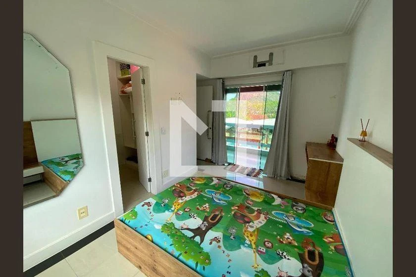 Unfurnished 4-bedroom house with 1000 m² and parking — photo 32
