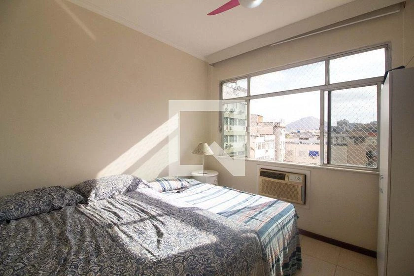 Apartamento de 120 m² com box de vidro no banho — photo 8