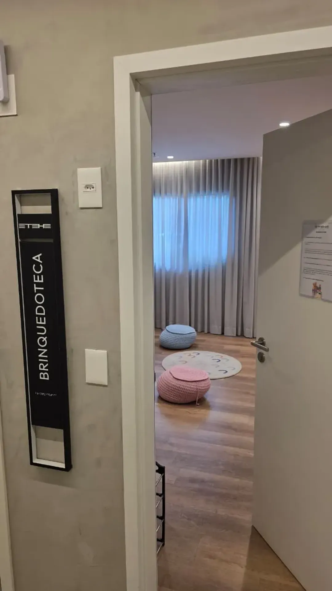 Home office in a 2-bedroom apartment, 56 m² — photo 50