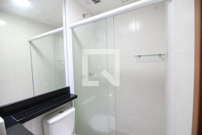 Apartamento de 2 quartos em condomínio com piscina — photo 31