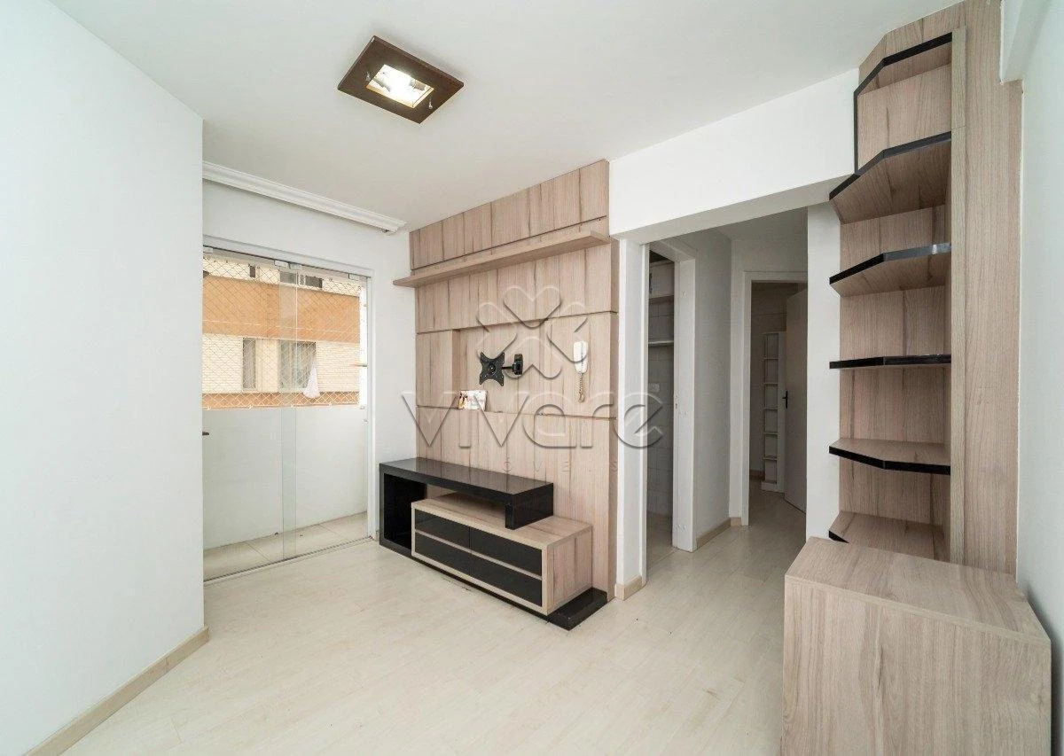 Apartment, 34 m², with a glass-enclosed balcony — photo 4