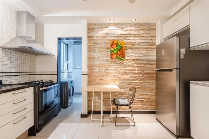 Apartamento de 2 quartos com varanda fechada — photo 21