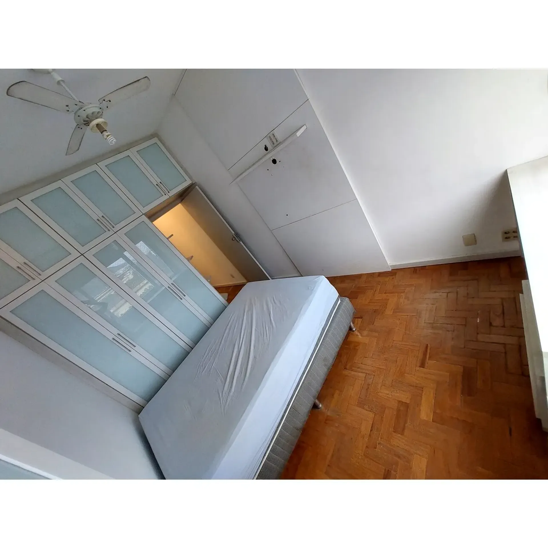 Washing machine in a one-bedroom apartment, 38 m² — photo 16