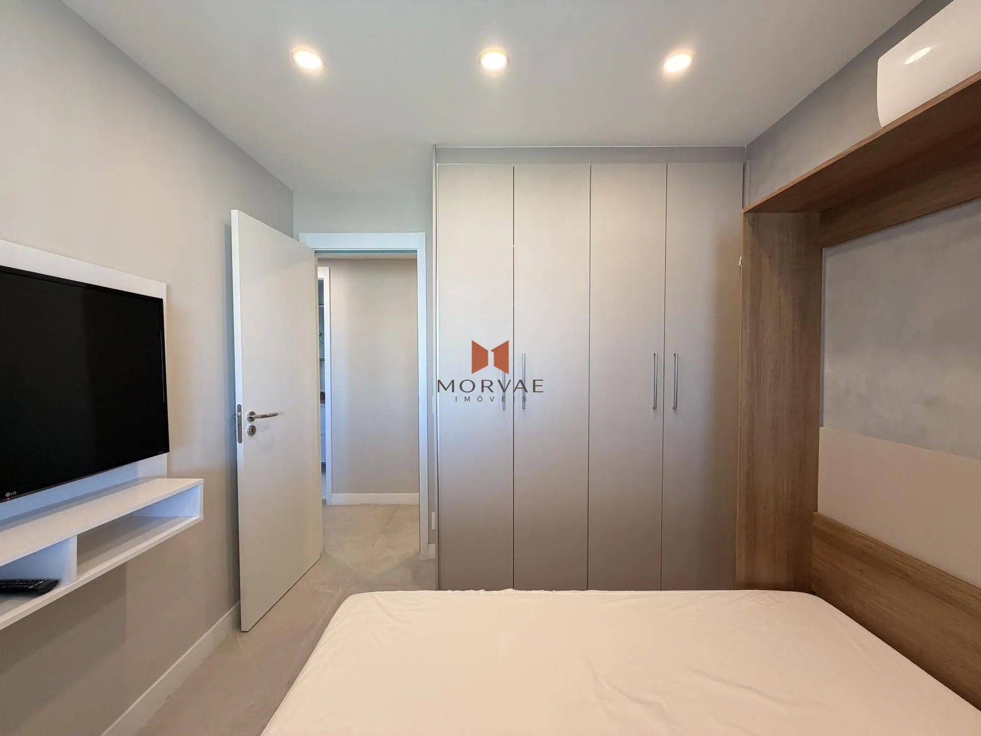 3 quartos e janelas do piso ao teto: apartamento de 125 m² — photo 95