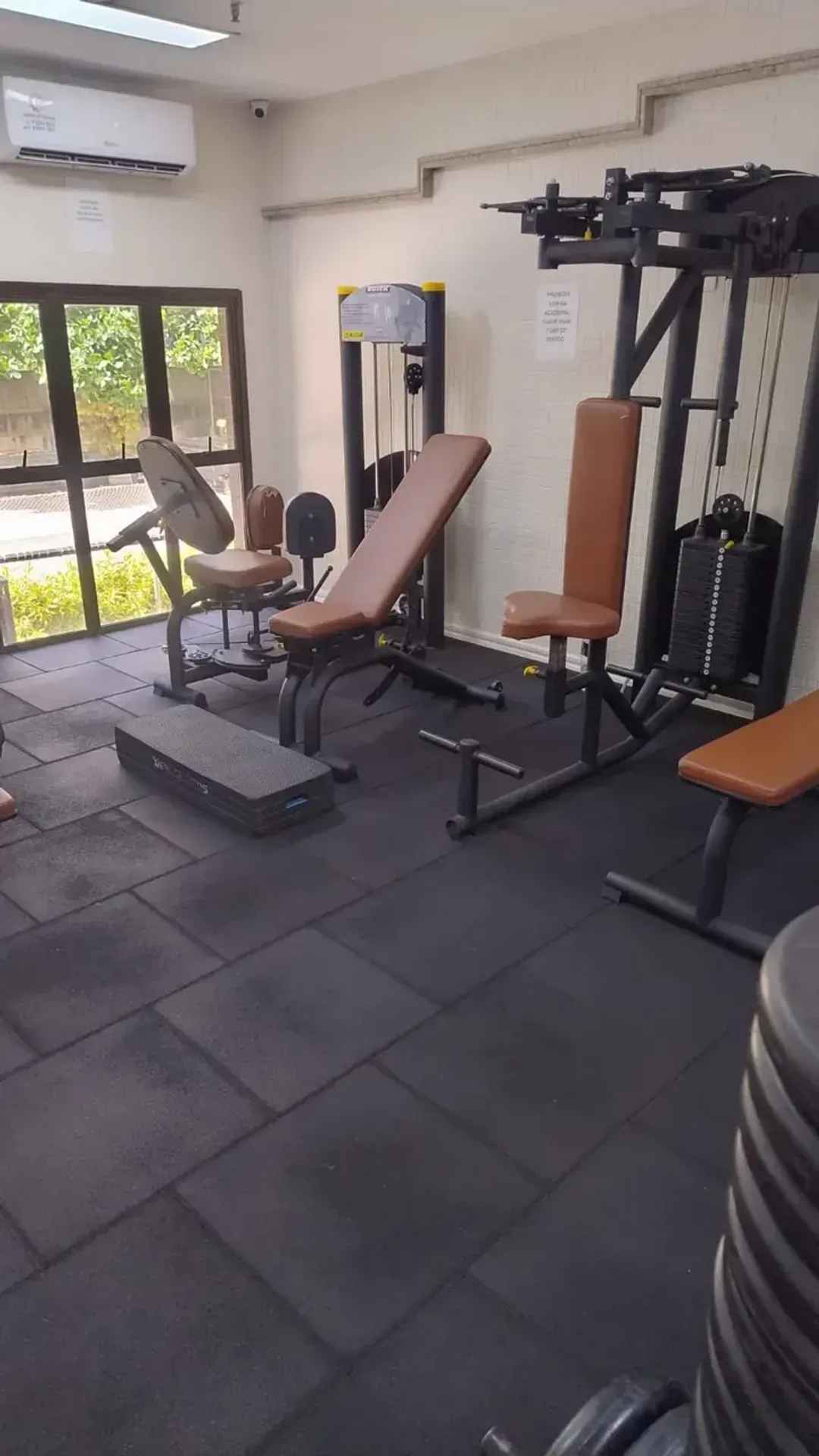 64 m² rental apartment with 2 bedrooms and balcony — photo 48