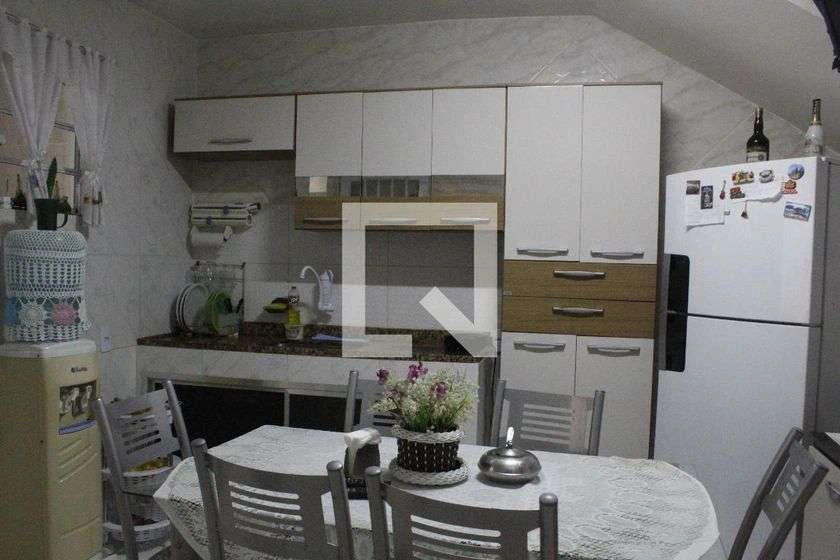 Furnished 225 m² house with 3 bedrooms and 8 parking spots — photo 17