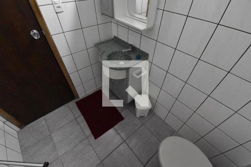 6-bedroom house with a washing machine in Curitiba — photo 28