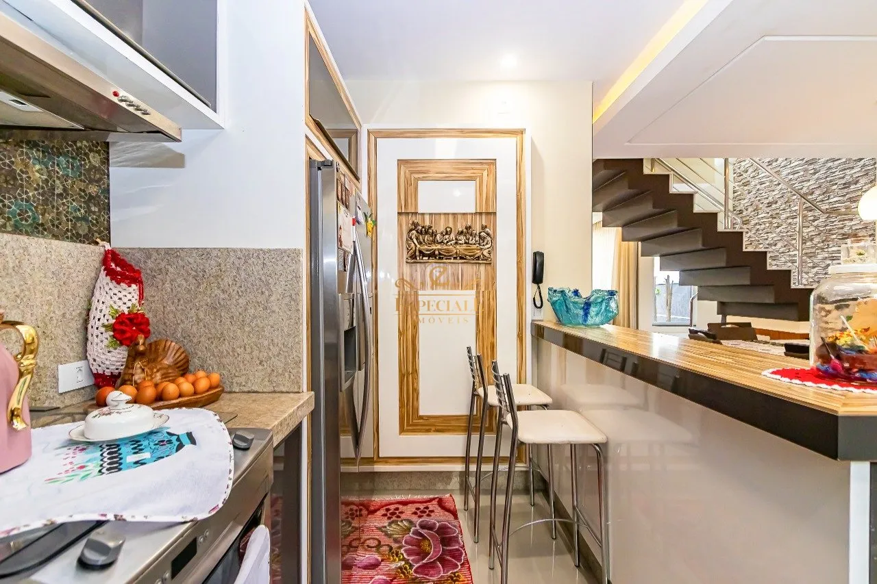 Furnished house with 4 bedrooms and open-plan kitchen — photo 12