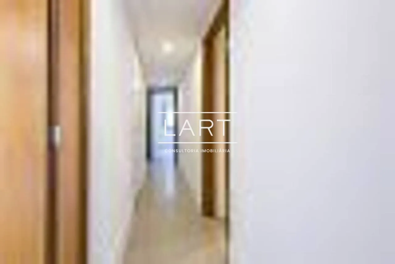 4-bedroom apartment, 2 with their own bathrooms, 193 m² — photo 17