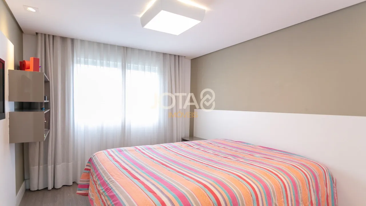 Casa de 308 m² com 3 quartos e 6 vagas — photo 16