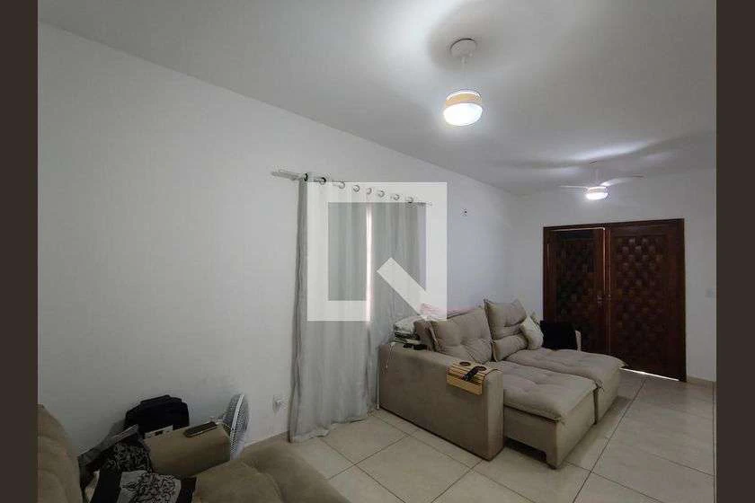 Furnished house with 5 bedrooms and 631 m² — photo 21