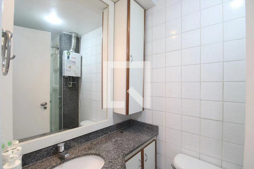 Apartamento amueblado de 67 m² con 2 habitaciones y 1 plaza — photo 32