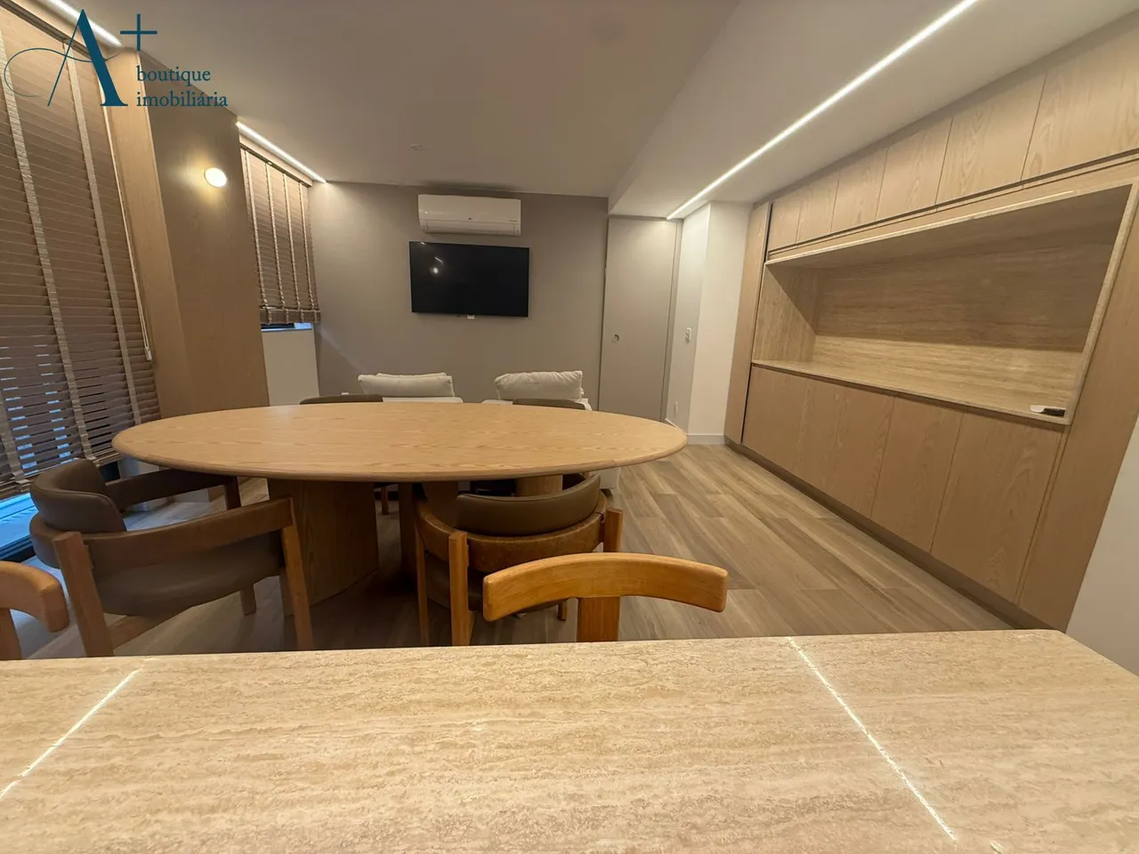 Furnished apartment with open-plan kitchen and 2 bedrooms — photo 16