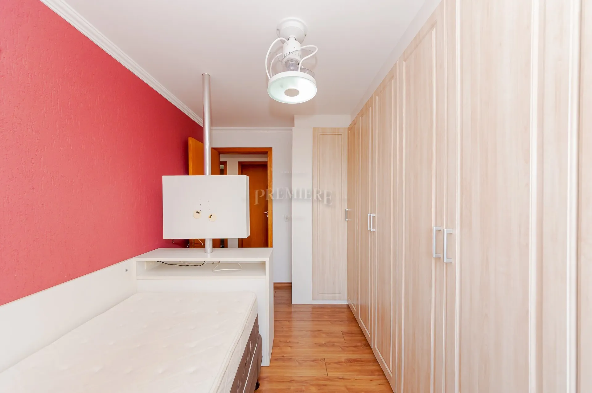 Apartamento mobiliado de 4 quartos em condomínio com piscina — photo 40
