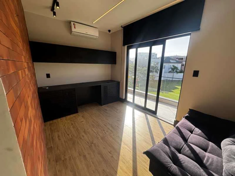540 m² house with 5 en-suite bedrooms and open-plan kitchen — photo 20