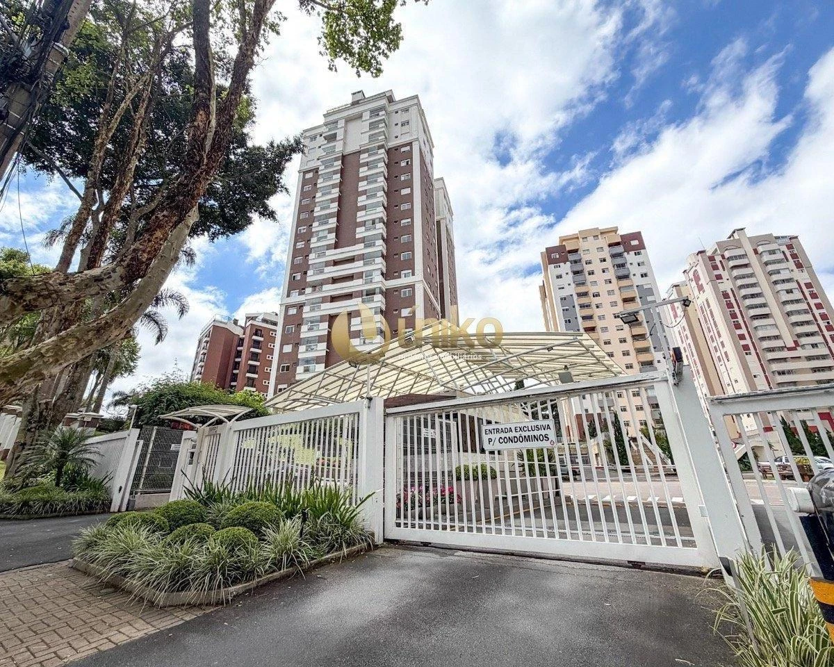 3-bedroom apartment with a washing machine in Curitiba — photo 23