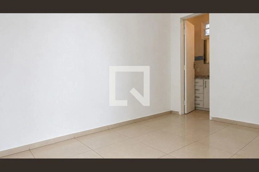 House, 207 m², with floor-to-ceiling windows — photo 31