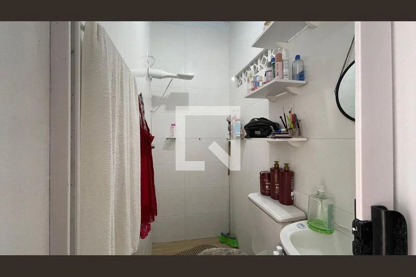 4-bedroom house with a washing machine in Florianópolis — photo 26