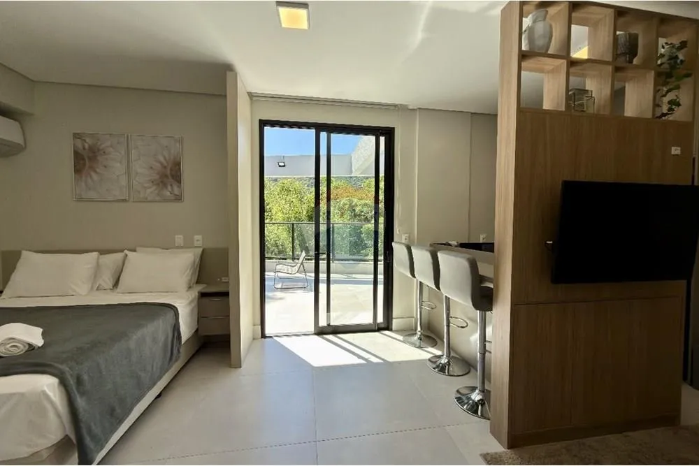 Furnished 93 m² studio on the 2nd floor with terrace — photo 5