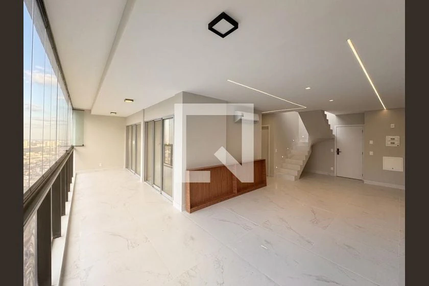 152 m² unfurnished apartment with 2 bedrooms — photo 4