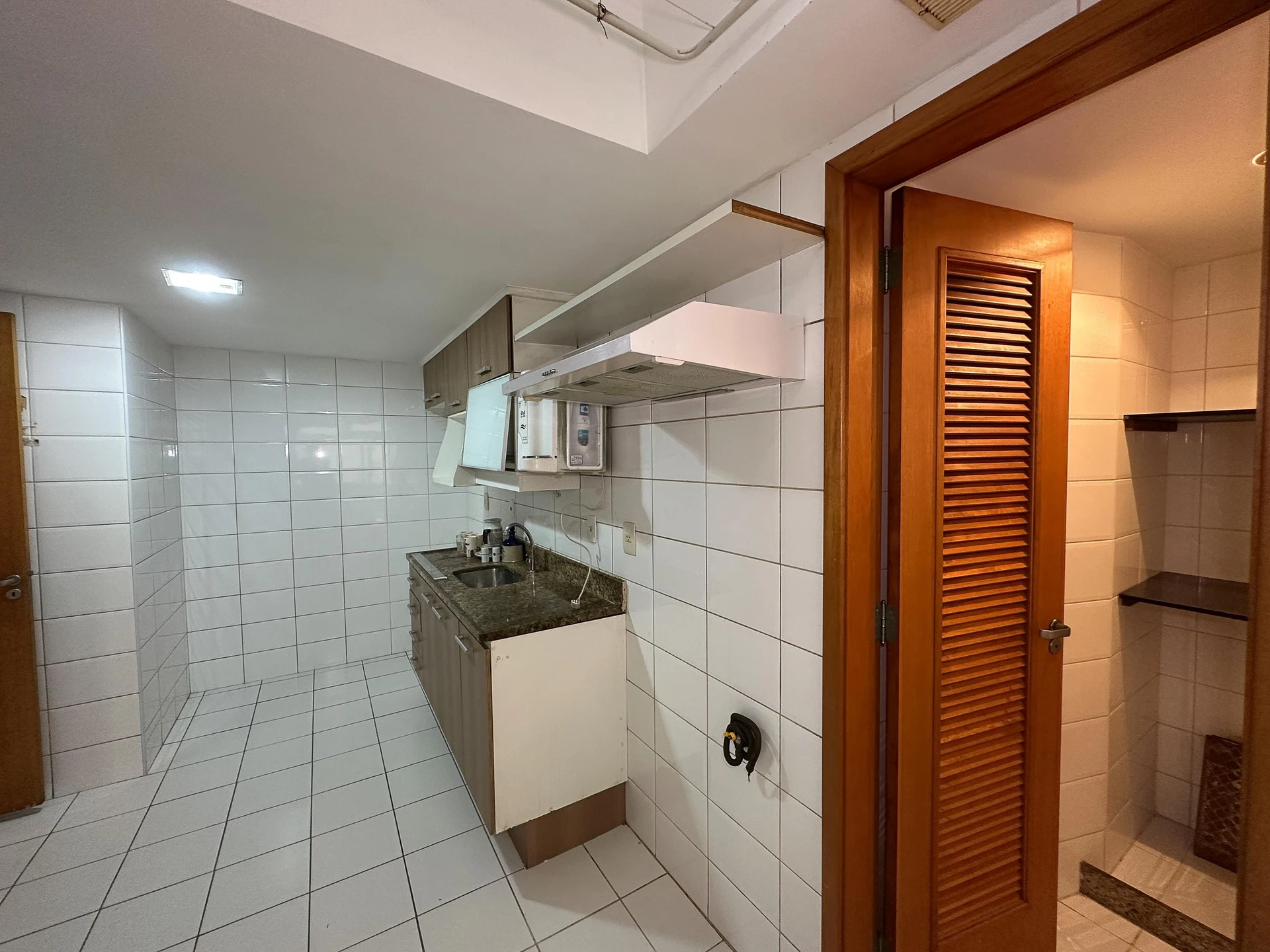 3-bedroom apartment in a building with a sauna — photo 22
