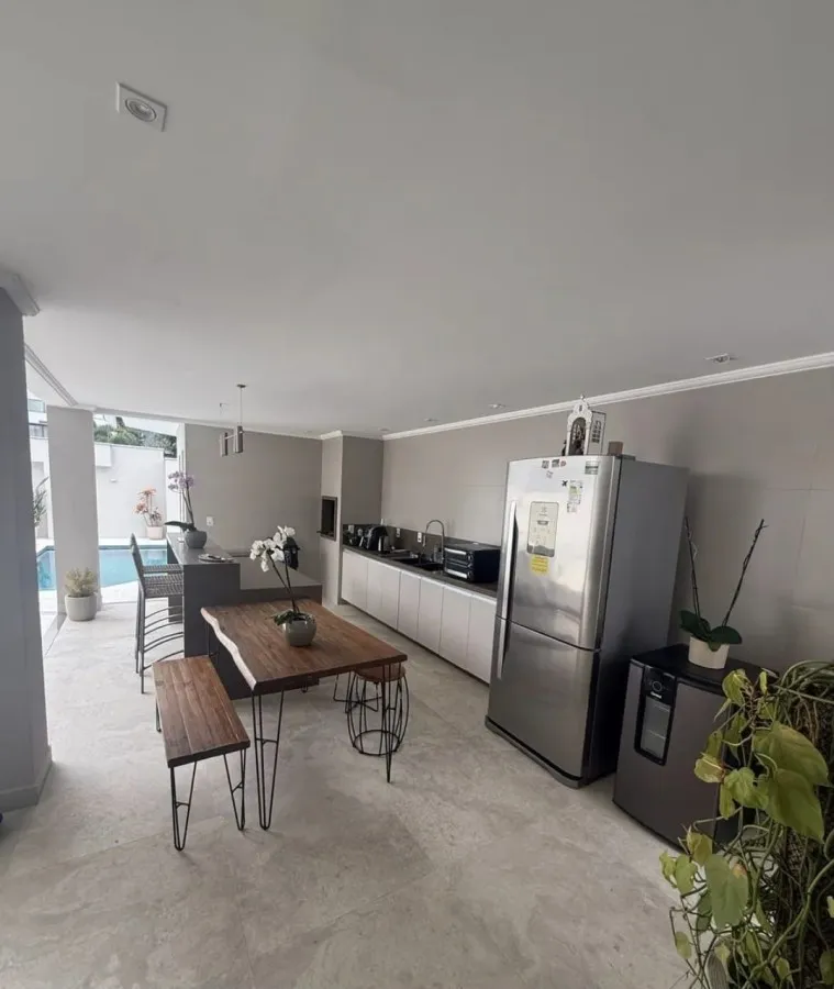 400 m² house with a bathtub and a mountain view — photo 5