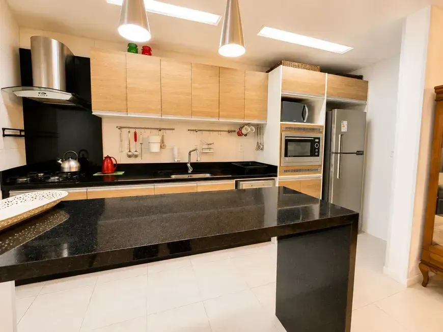 3-bedroom apartment in a building with a pool — photo 3