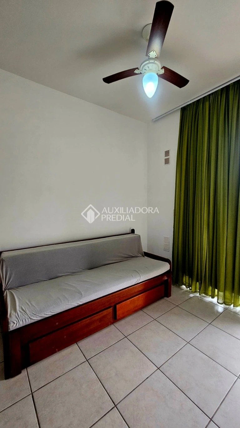 Furnished apartment, 62 m², with a grill on the balcony — photo 14