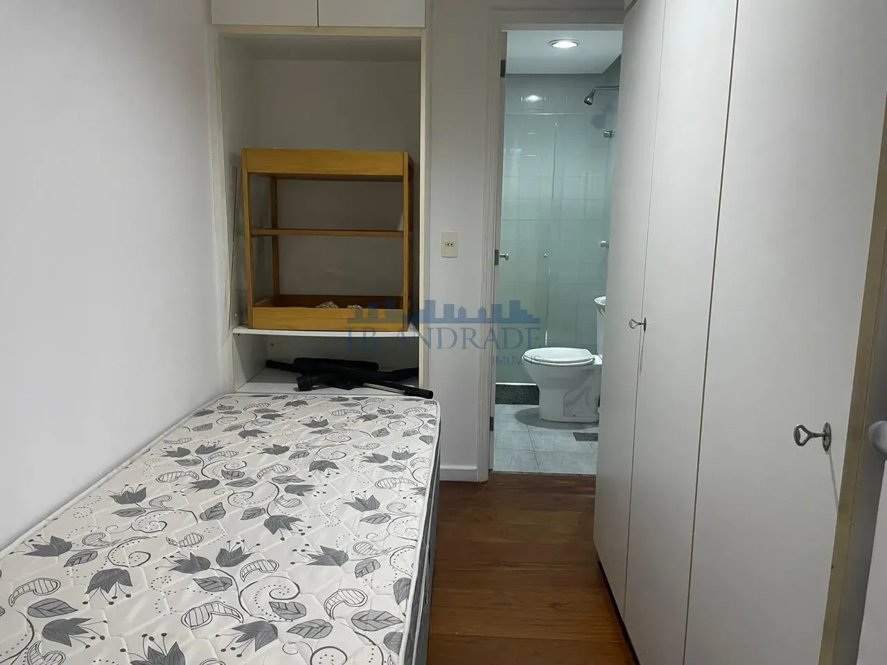 Apartamento mobiliado com 3 quartos e 5 banheiros — photo 10