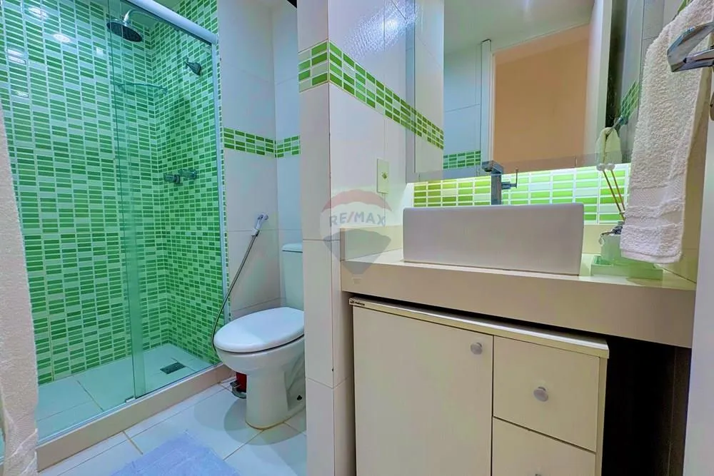 Furnished 2-bedroom apartment with open kitchen — photo 2