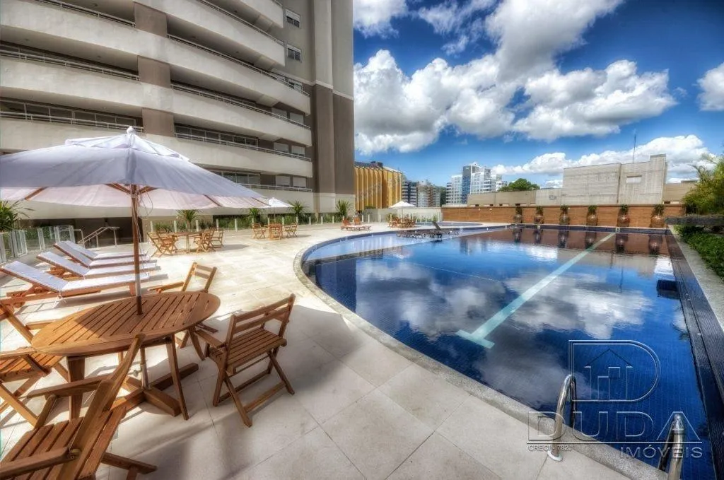 Apartment on the 11th floor with a glass-enclosed balcony — photo 25