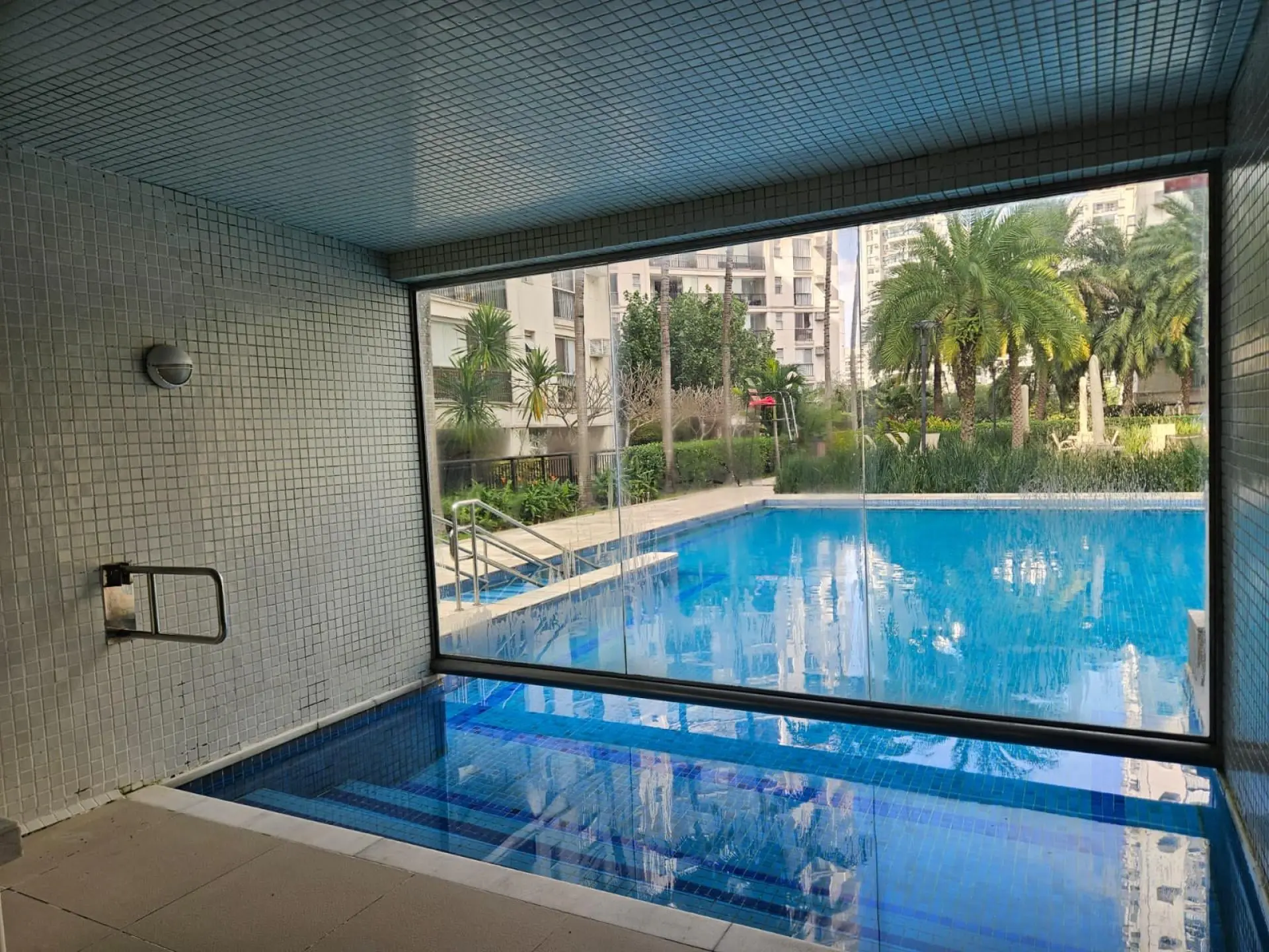 Квартира 166 м² з 3 спальнями-сюїтами і 2 місцями — photo 12