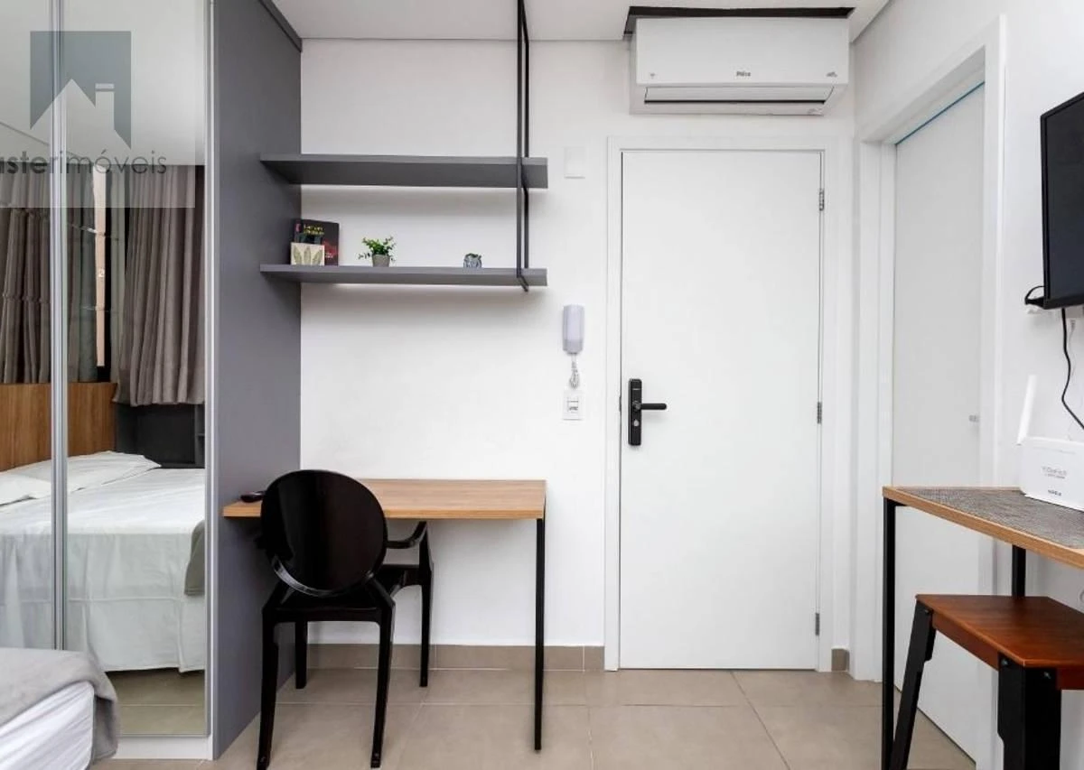 19 m² apartment with floor-to-ceiling windows and a dryer — photo 34