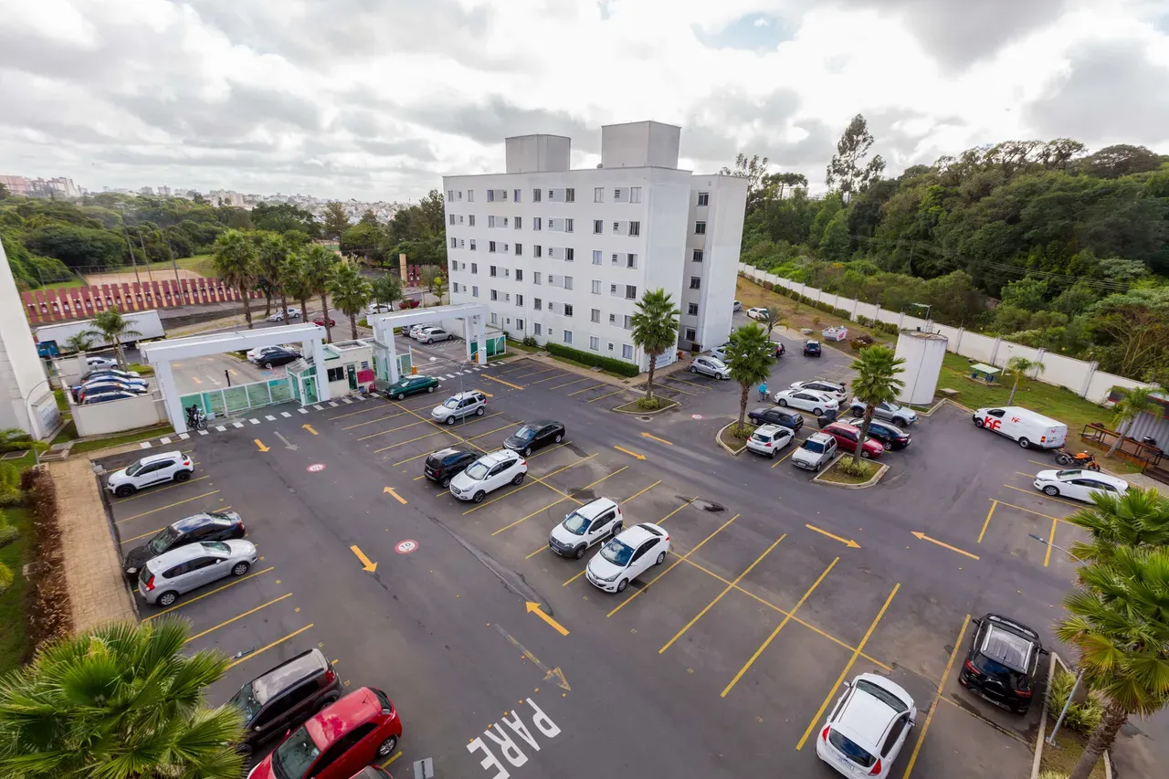 2-bedroom apartment with a washing machine in Curitiba — photo 49