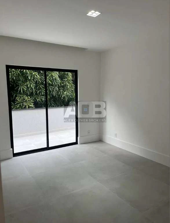 Casa de 350 m² com 3 suítes e jardim privativo — photo 6