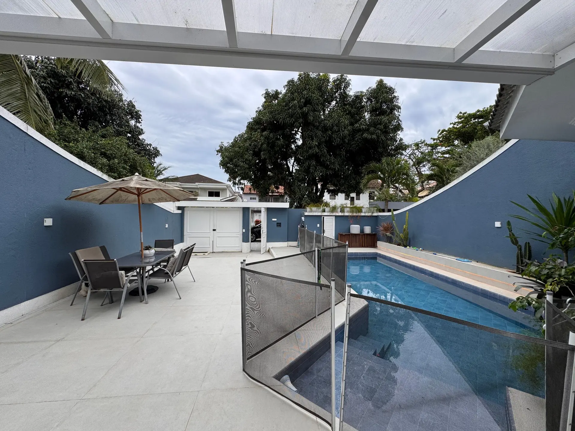Furnished house, 550 m², with a bathtub — photo 11