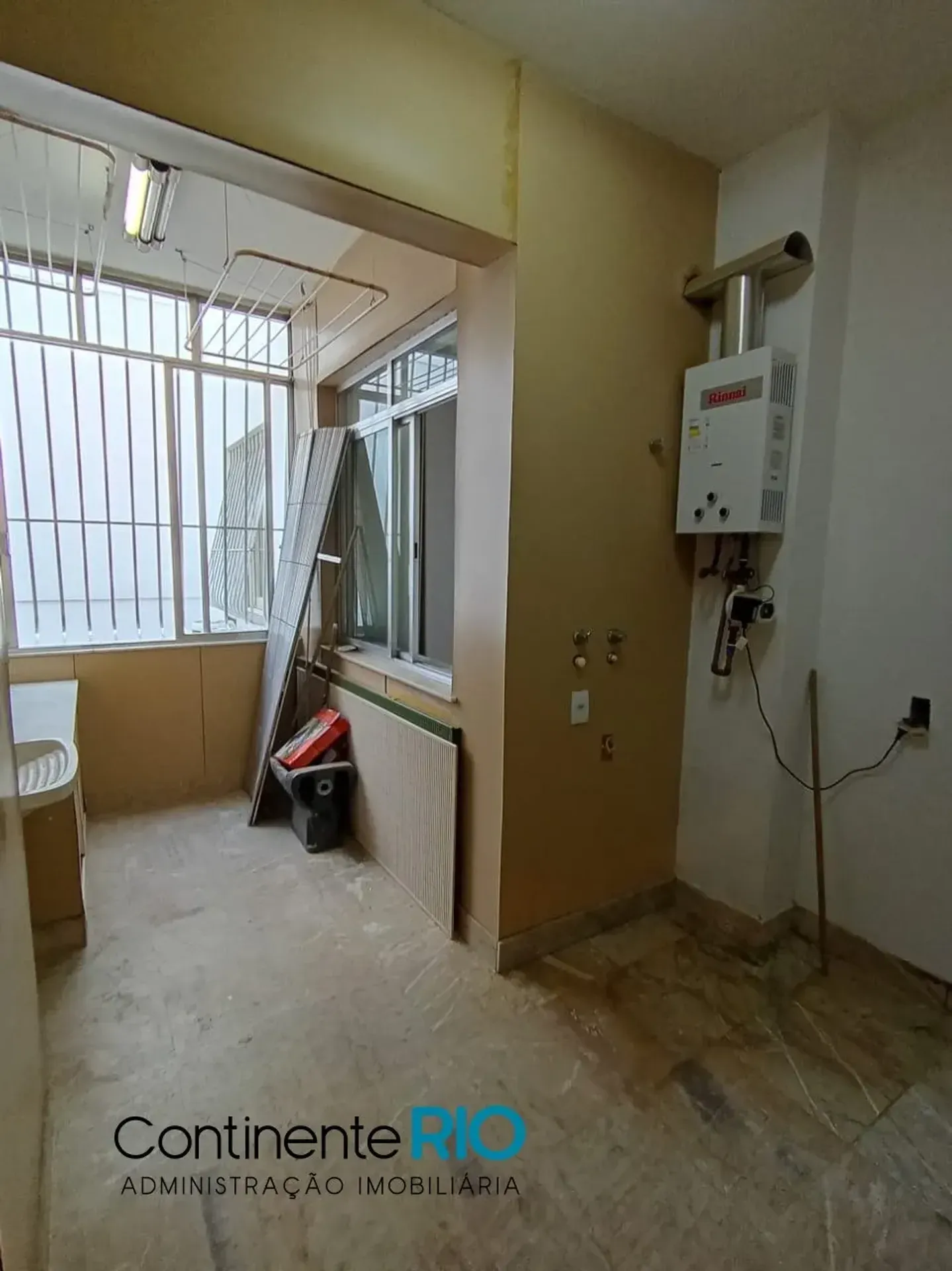 Ванна та 4 спальні: квартира 200 м² — photo 27