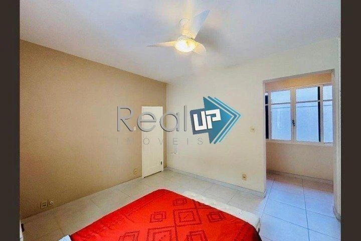 Furnished 2-bedroom apartment with a closed kitchen