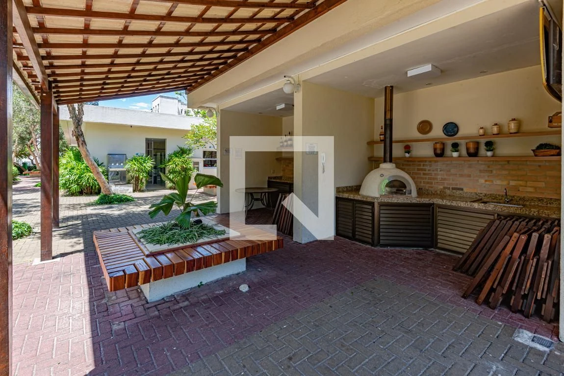 4-bedroom apartment with a mountain view in Rio de Janeiro — photo 37