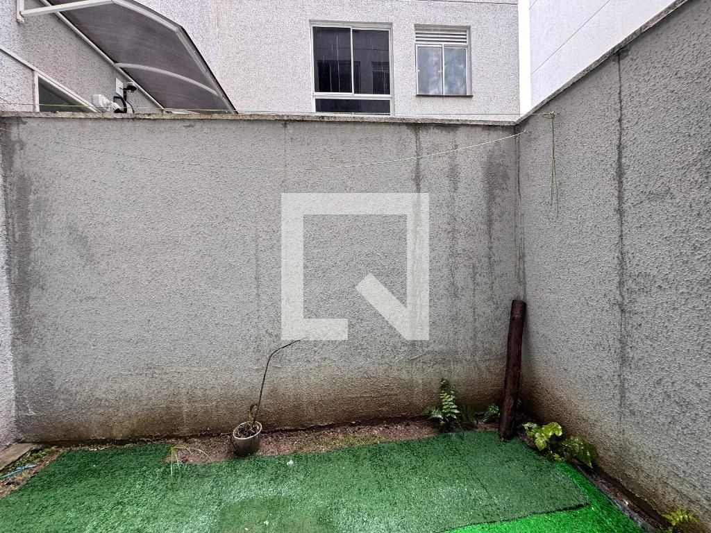 Apartamento de 2 quartos em condomínio com piscina — photo 11