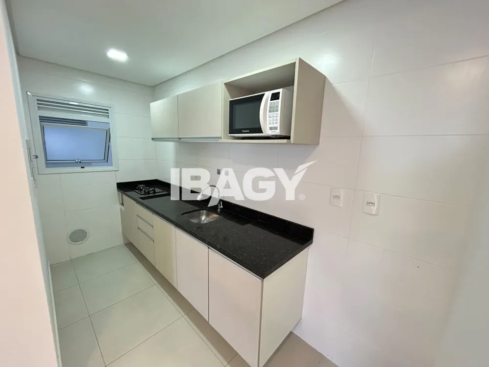 Unfurnished 77 m² apartment with 1 en-suite bedroom — photo 9