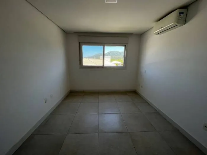 Apartment, 145 m², with a grill on the balcony — photo 12