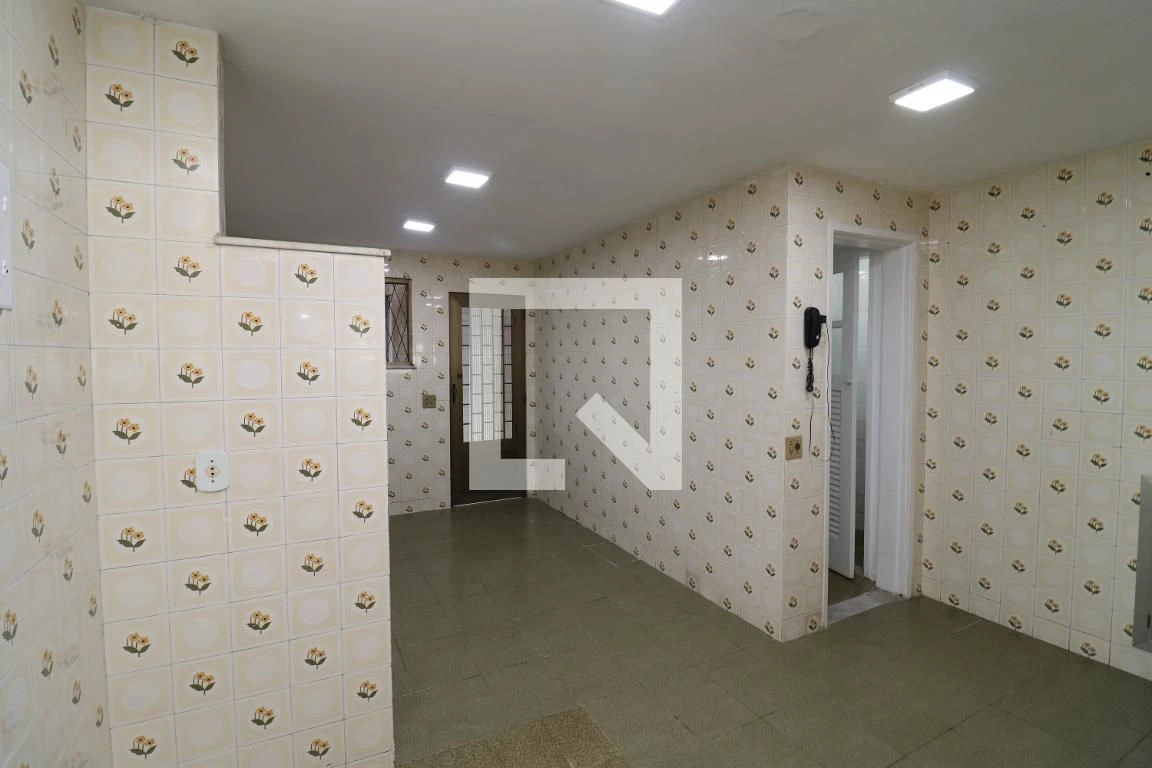 4-bedroom house, 200 m² — photo 36