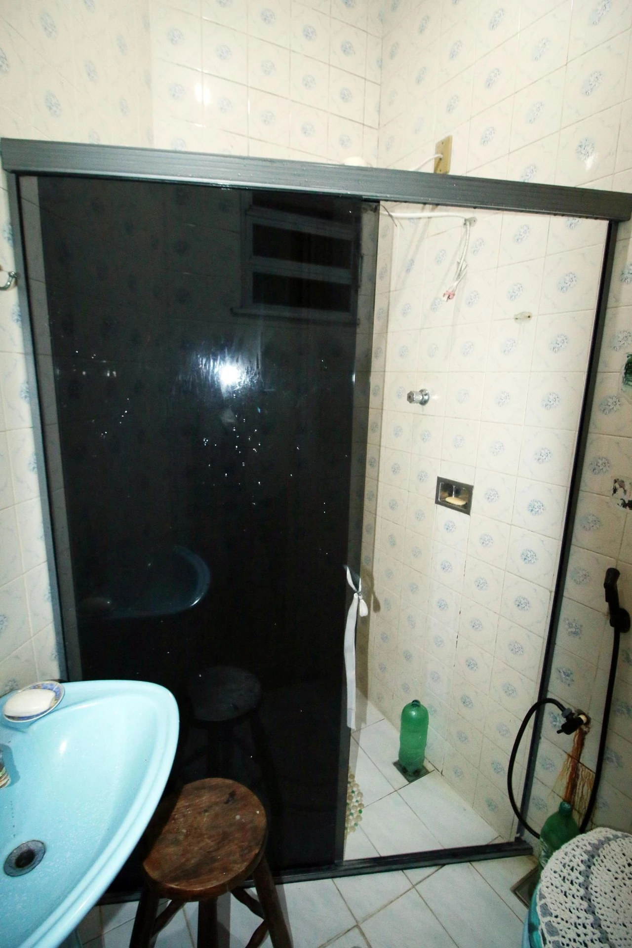 Jacuzzi in a 3-bedroom house, 200 m² — photo 37