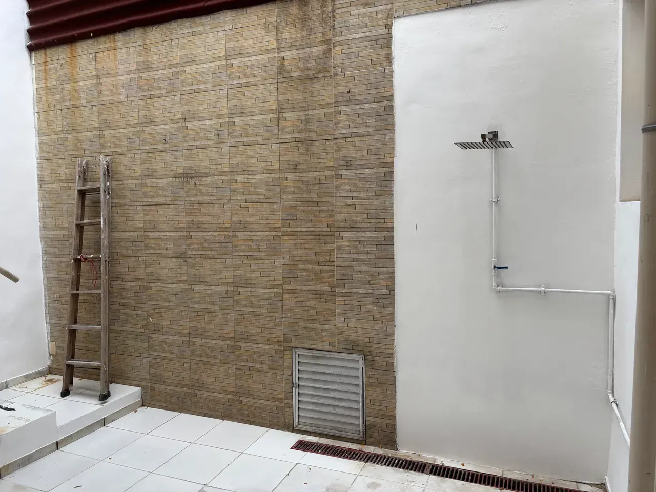 Rental house with 5 bedrooms and 215 m² — photo 12