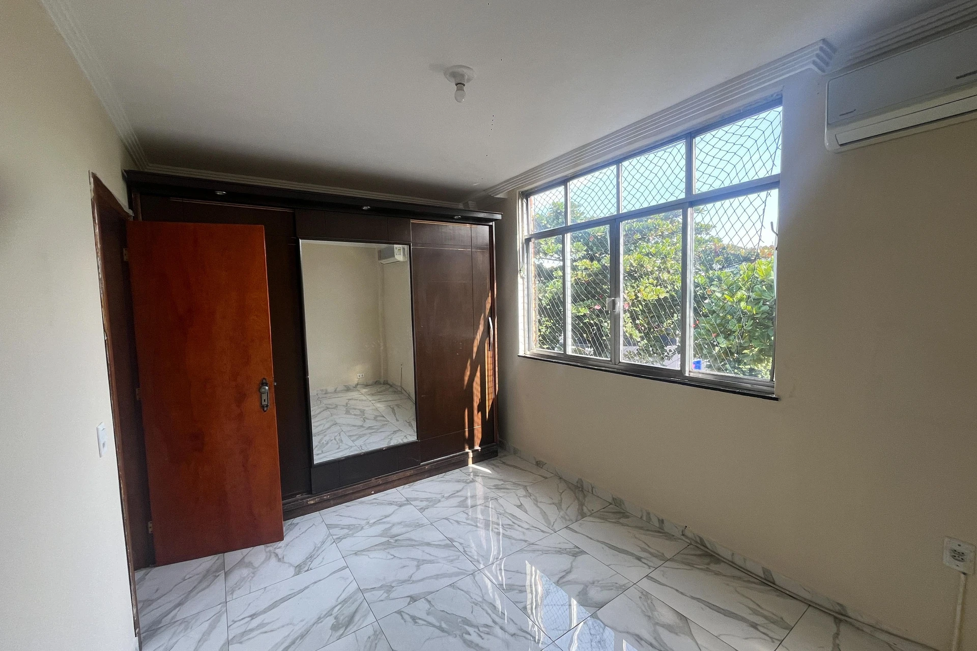 Власне барбекю та 3 спальні: квартира 122 м² — photo 32