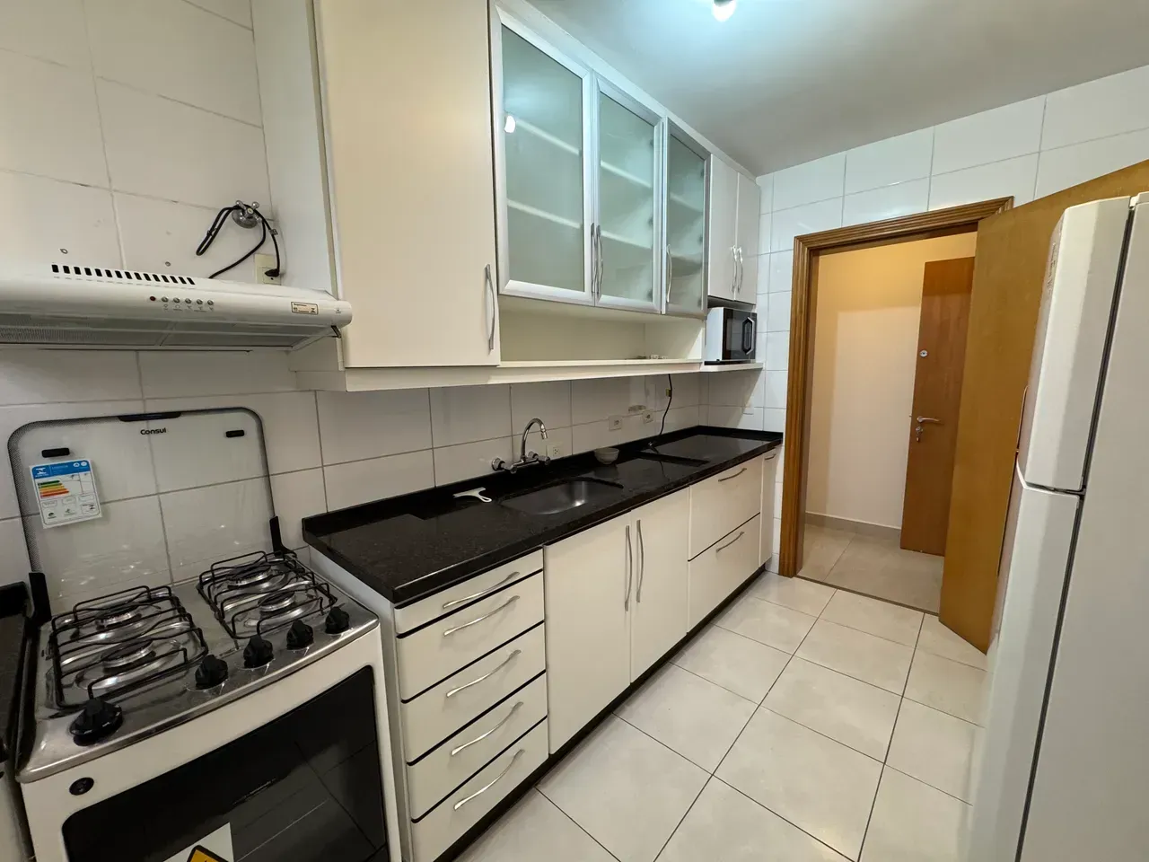 Furnished apartment with 3 bedrooms and a balcony grill — photo 5