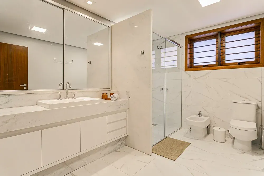 Furnished house with 7 bedrooms and 700 m² — photo 23