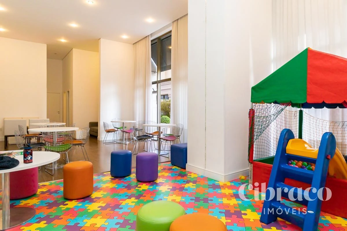 Apartamento de 2 quartos com varanda envidraçada — photo 4